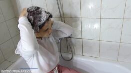 Foamy bath by Rose_Moment(4)