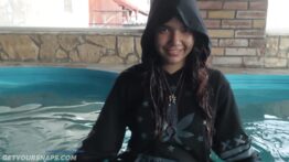 Aurora in the pool_Moment(5)