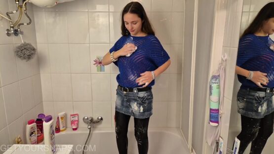 "Wet Shiny Leggings" by Violet - Image 4